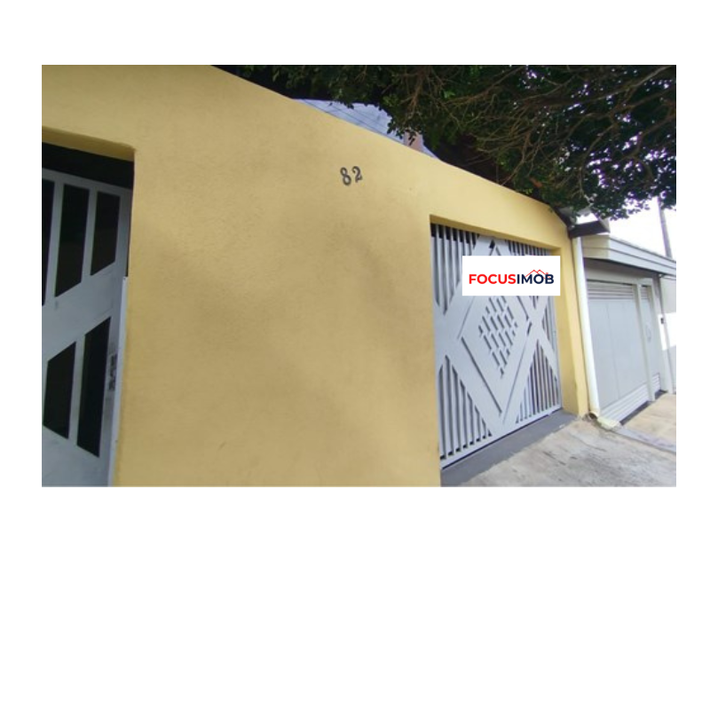 Casa com quadro dormitórios e ponto comercial