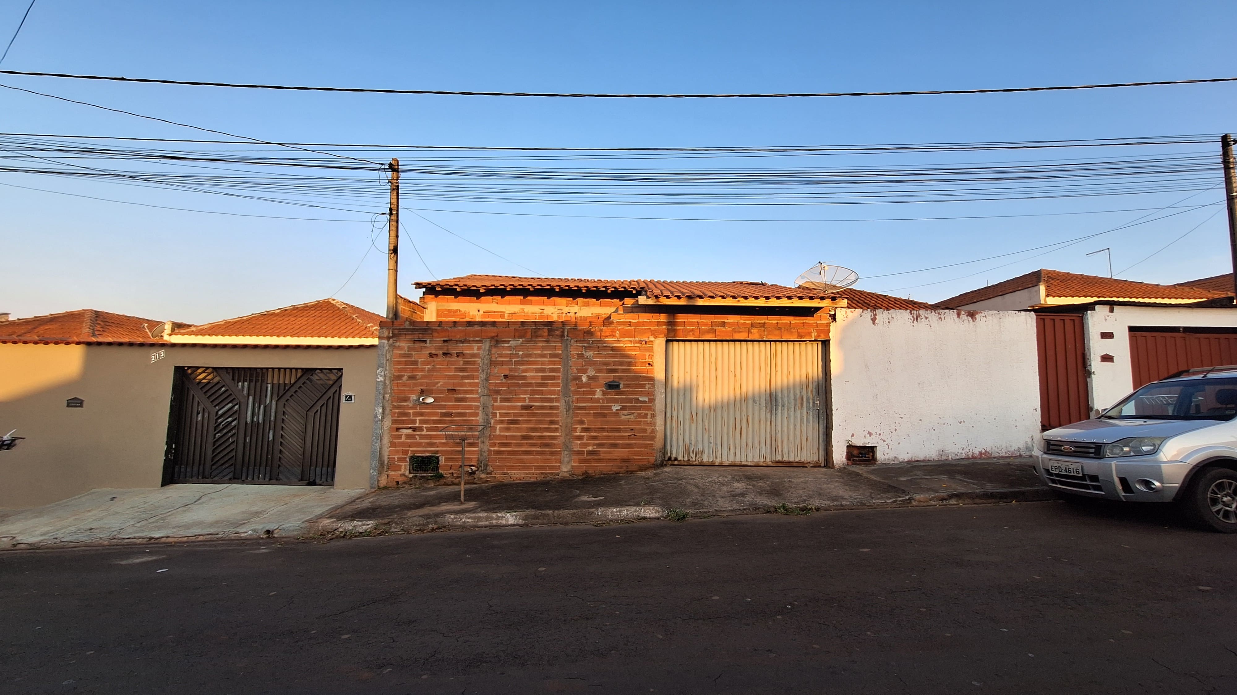 Casa com 02 dormitórios à Venda Parte Alta do Istor Luppi em Itapira/SP