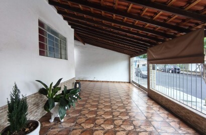 Casa a Venda 3 dormitórios no Figueiredo em Itapira/SP