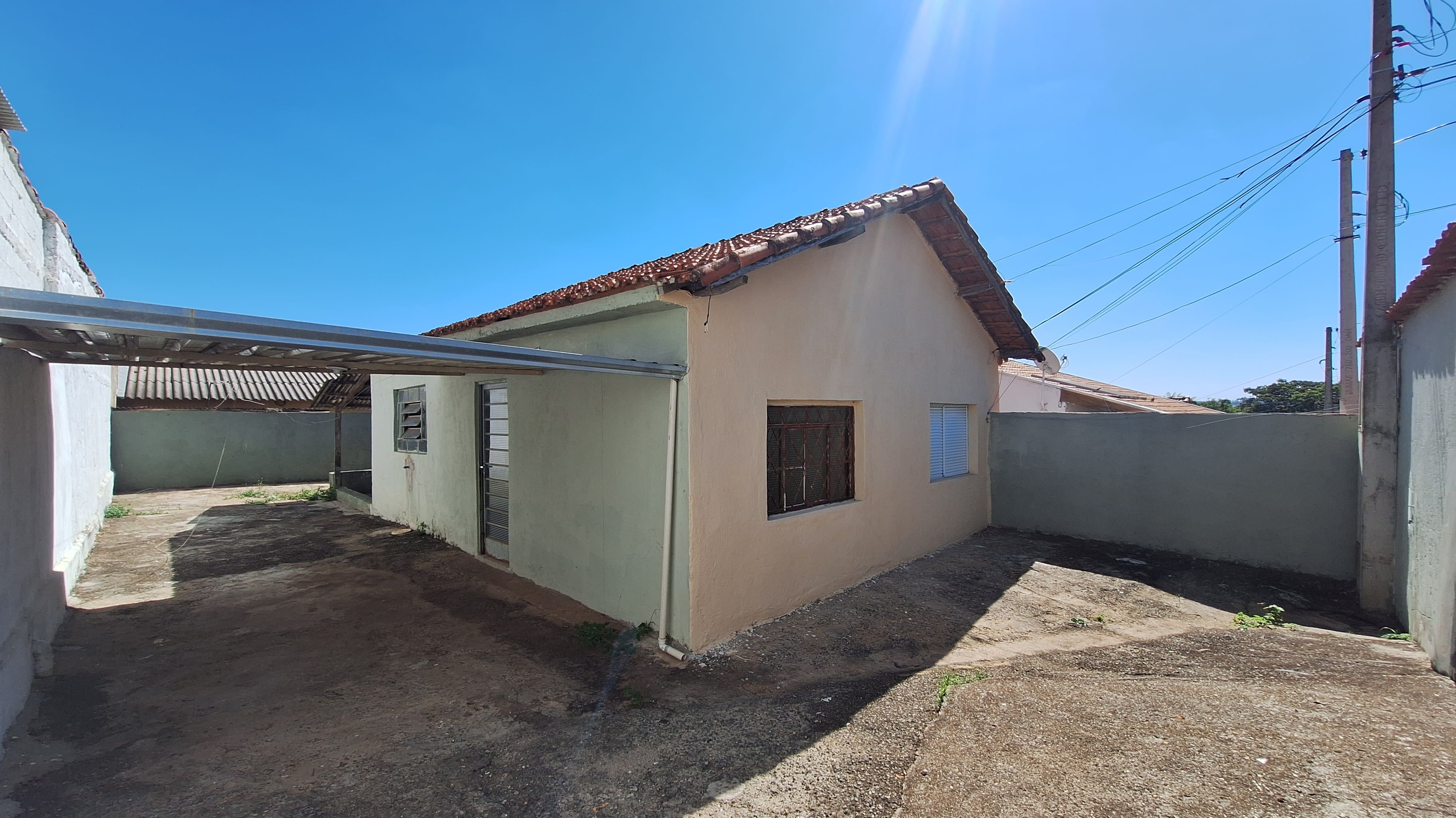 Casa à venda com Edícula nos Fundos no Parque do Estado em Mogi Mirim