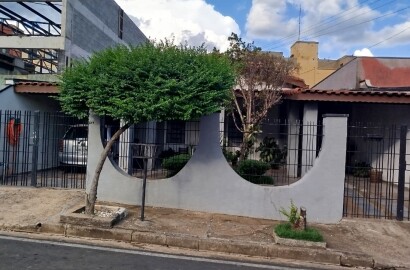 Casa com dois dormitórios terreno de 250m2 -  Mogi Guaçu/SP