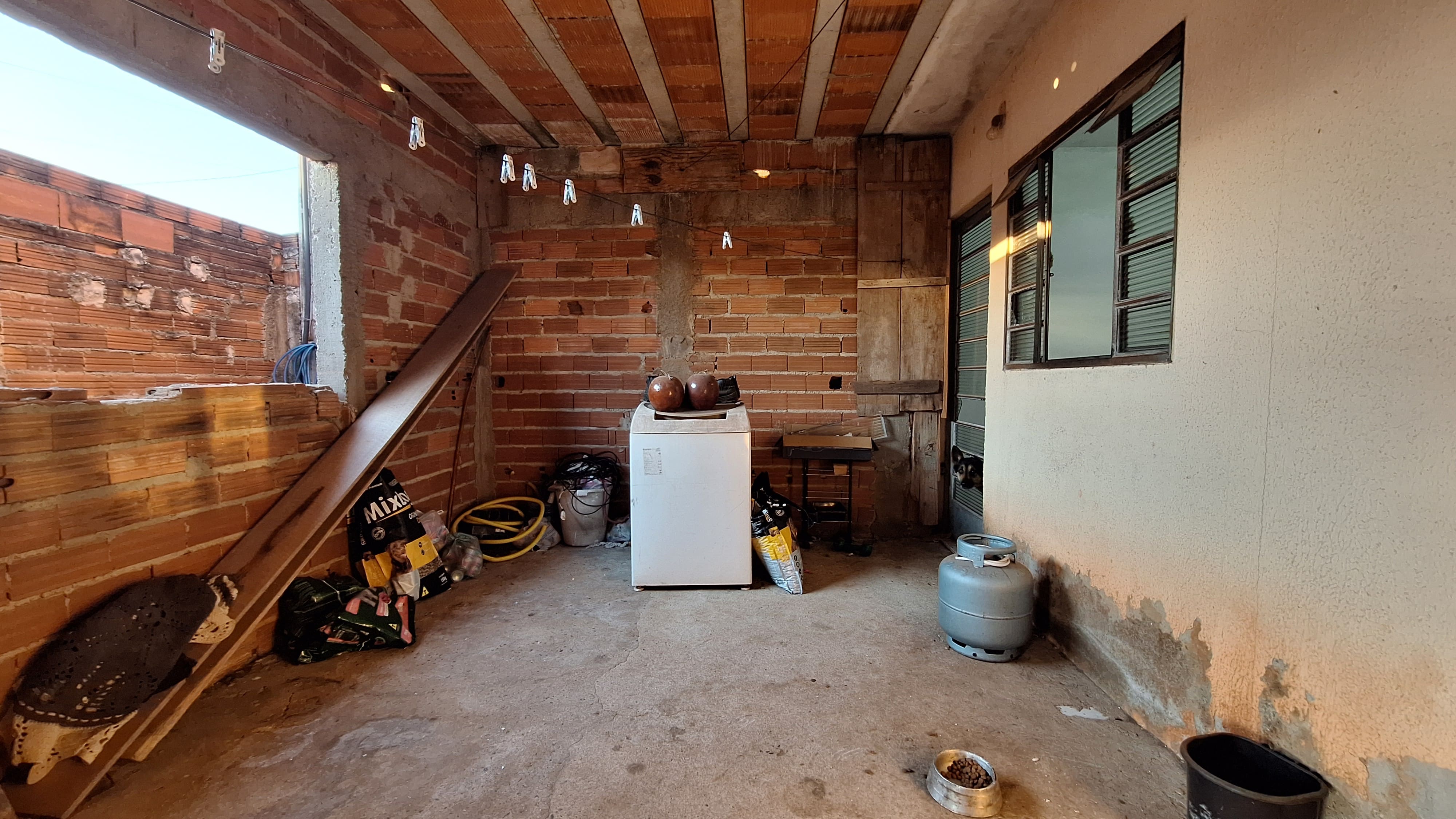 Casa com 02 dormitórios à Venda Parte Alta do Istor Luppi em Itapira/SP