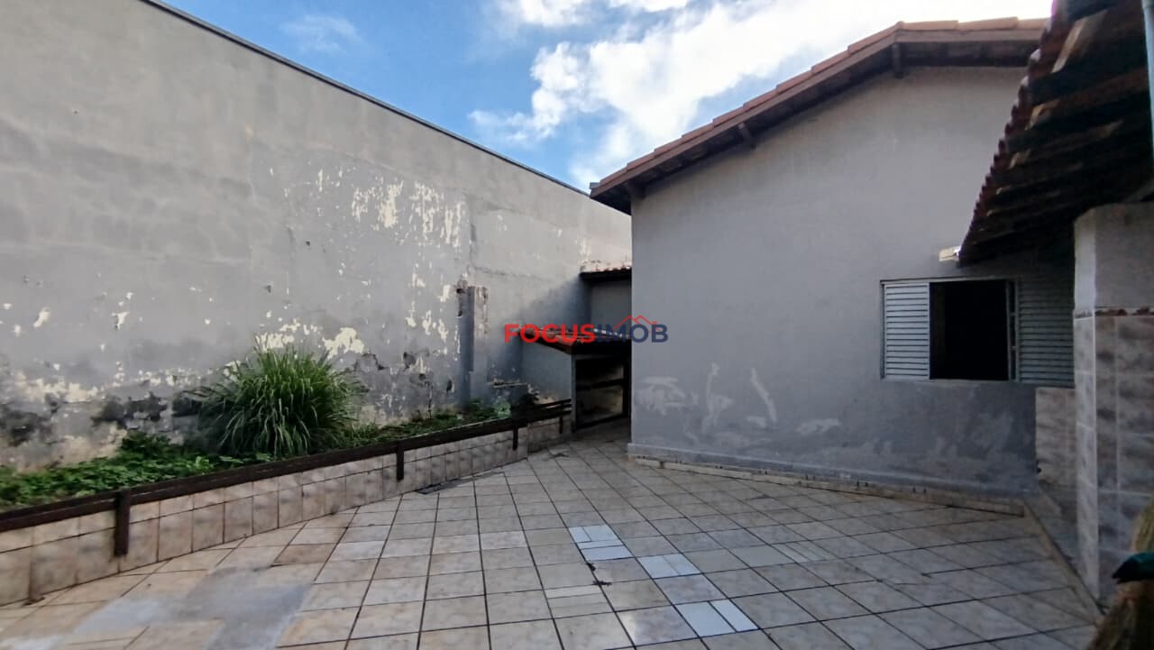 Casa com dois dormitórios terreno de 250m2 -  Mogi Guaçu/SP