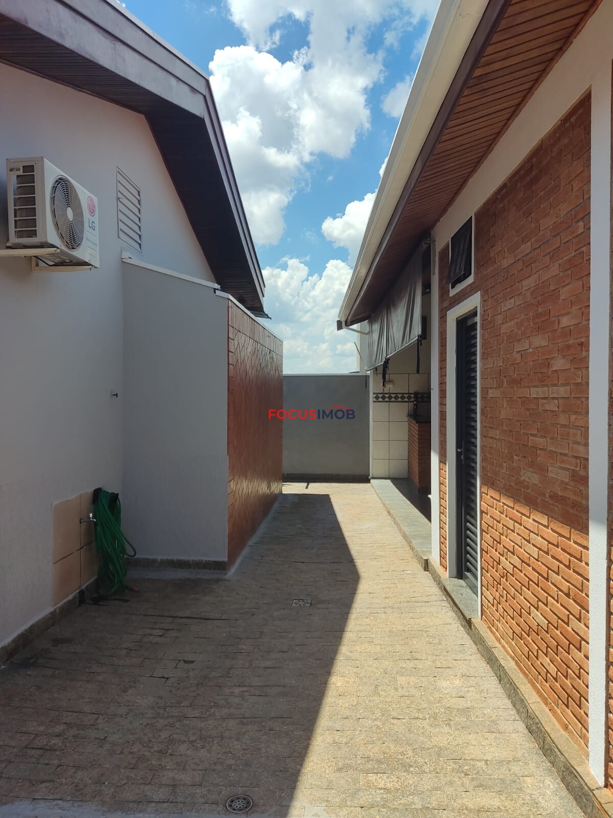 Linda Casa Jardim Planalto Verde - 3 dormitórios - Mogi Guaçu