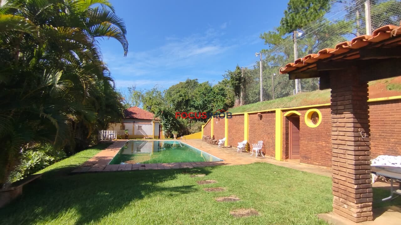 EXCELENTE SÍTIO À VENDA – IDEAL PARA LAZER, RENDA OU POUSADA