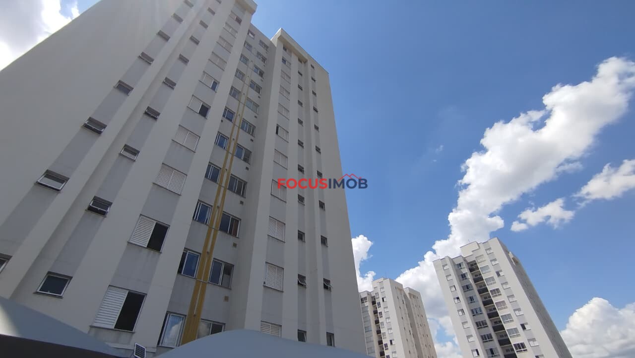 Apto Borboletas com quase todos os móveis inclusos