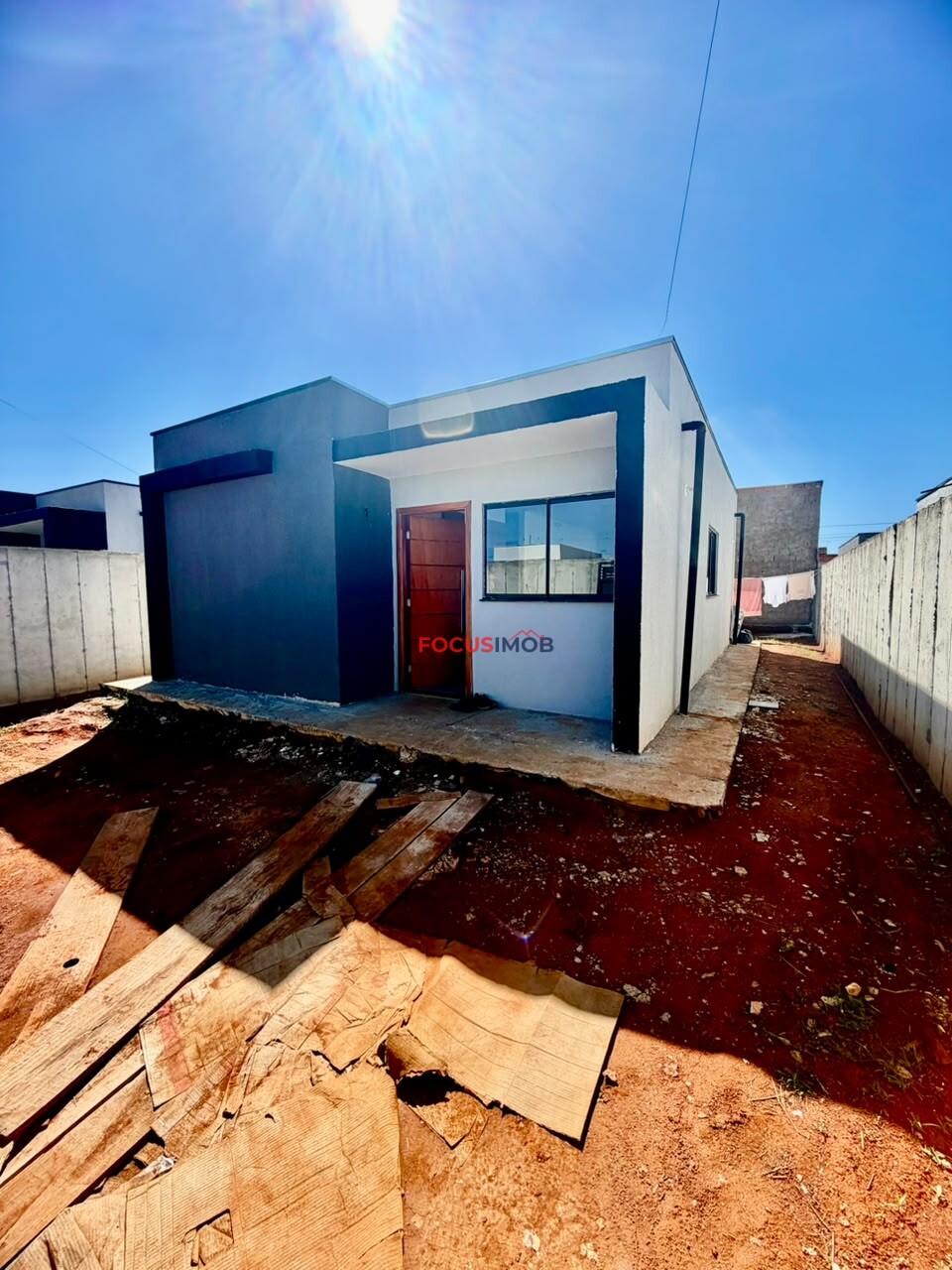 CASA DISPONÍVEL NO SAKAIDA - MOGI GUAÇU