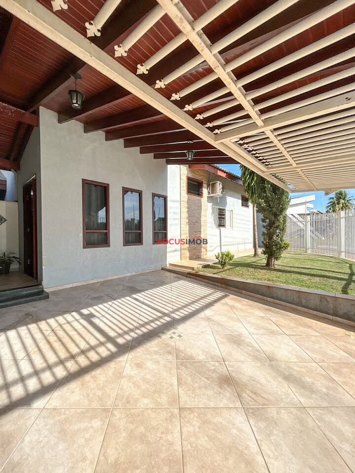 CASA DISPONÍVEL NO JARDIM CAMARGO