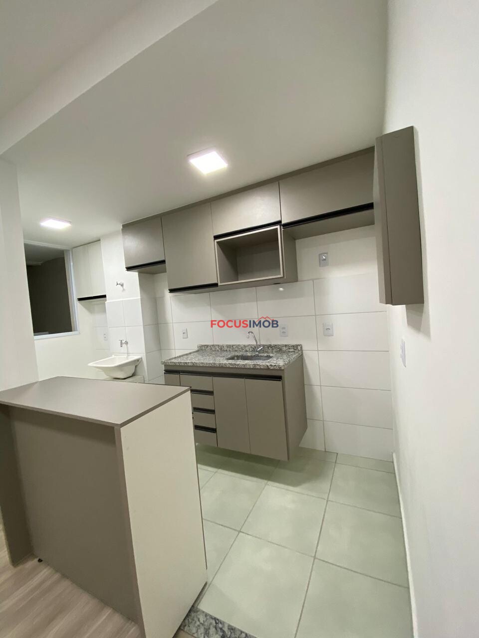 APARTAMENTO CONDOMÍNIO PORTAL DAS ROSAS