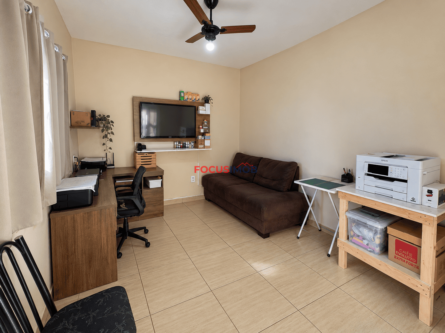 Casa à Venda no Jardim Canaã II – 2 Dormitórios, Quintal e Garagem com Portão Automático – Mogi Guaçu/SP