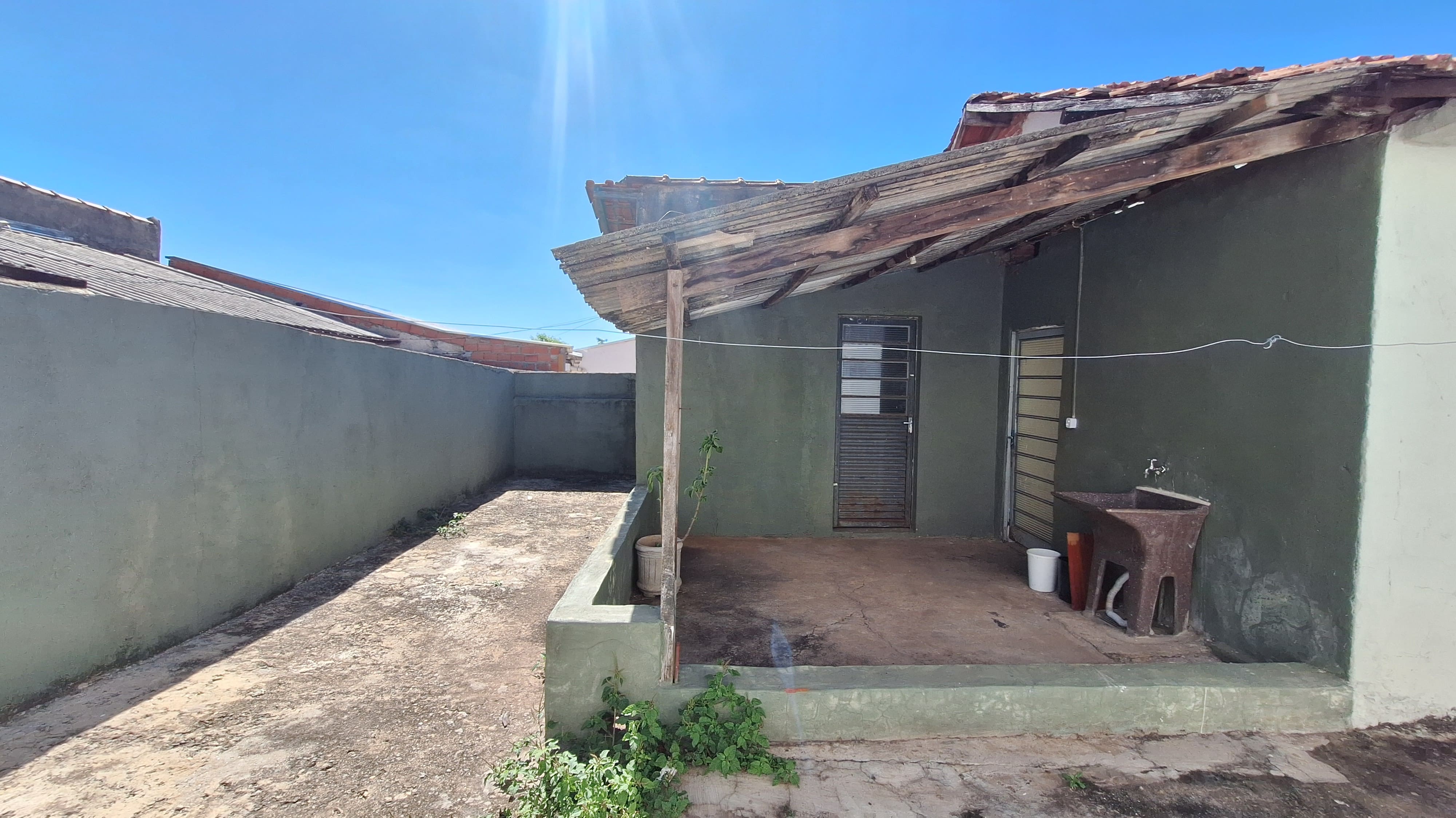 Casa à venda com Edícula nos Fundos no Parque do Estado em Mogi Mirim