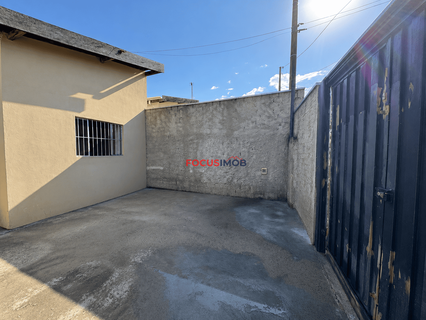 Casa com 1 Dormitório, Garagem e Quintal à Venda no Jardim Munhoz – Mogi Guaçu/SP