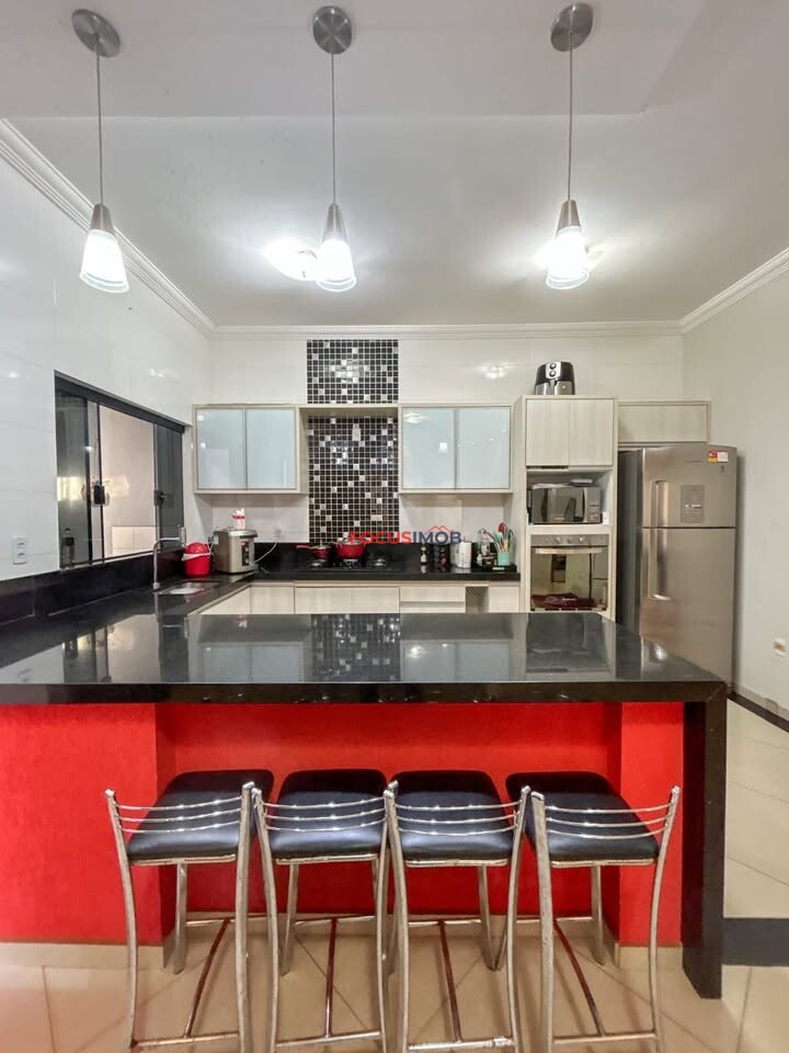 CASA DISPONÍVEL NO JARDIM CAMARGO