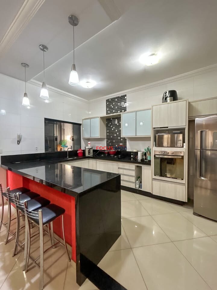 CASA DISPONÍVEL NO JARDIM CAMARGO