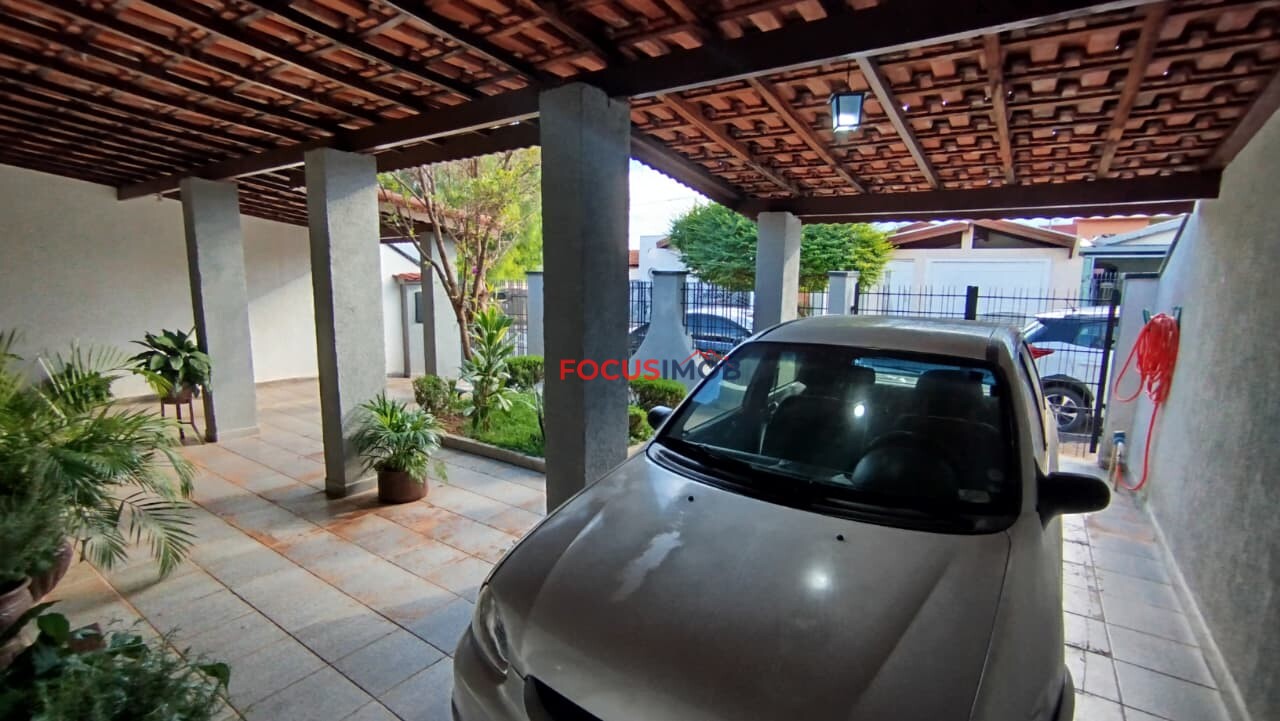 Casa com dois dormitórios terreno de 250m2 -  Mogi Guaçu/SP