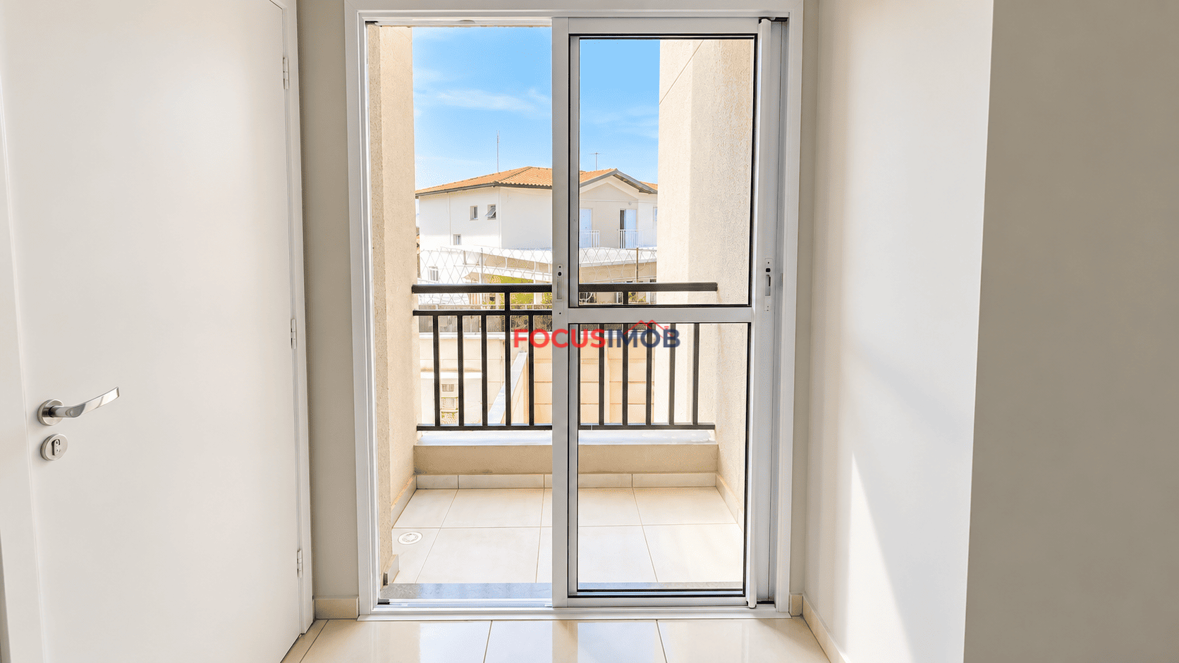 🏡 Apartamento à Venda no Condomínio Paris Residencial!