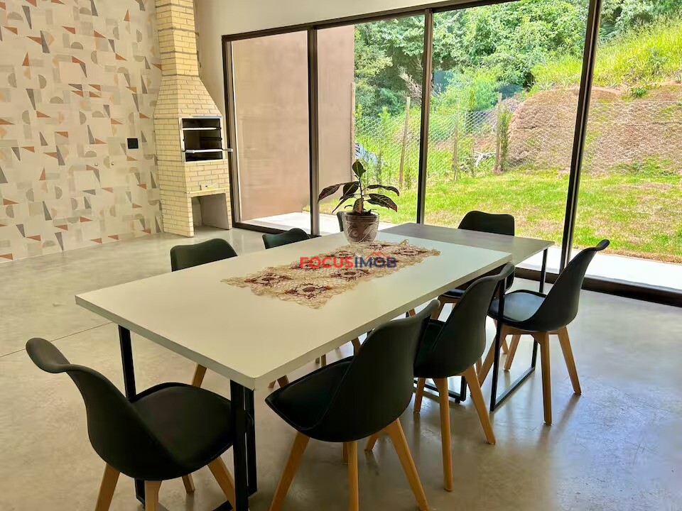 ALTO PADRÃO AGUAS DE LINDOÍA