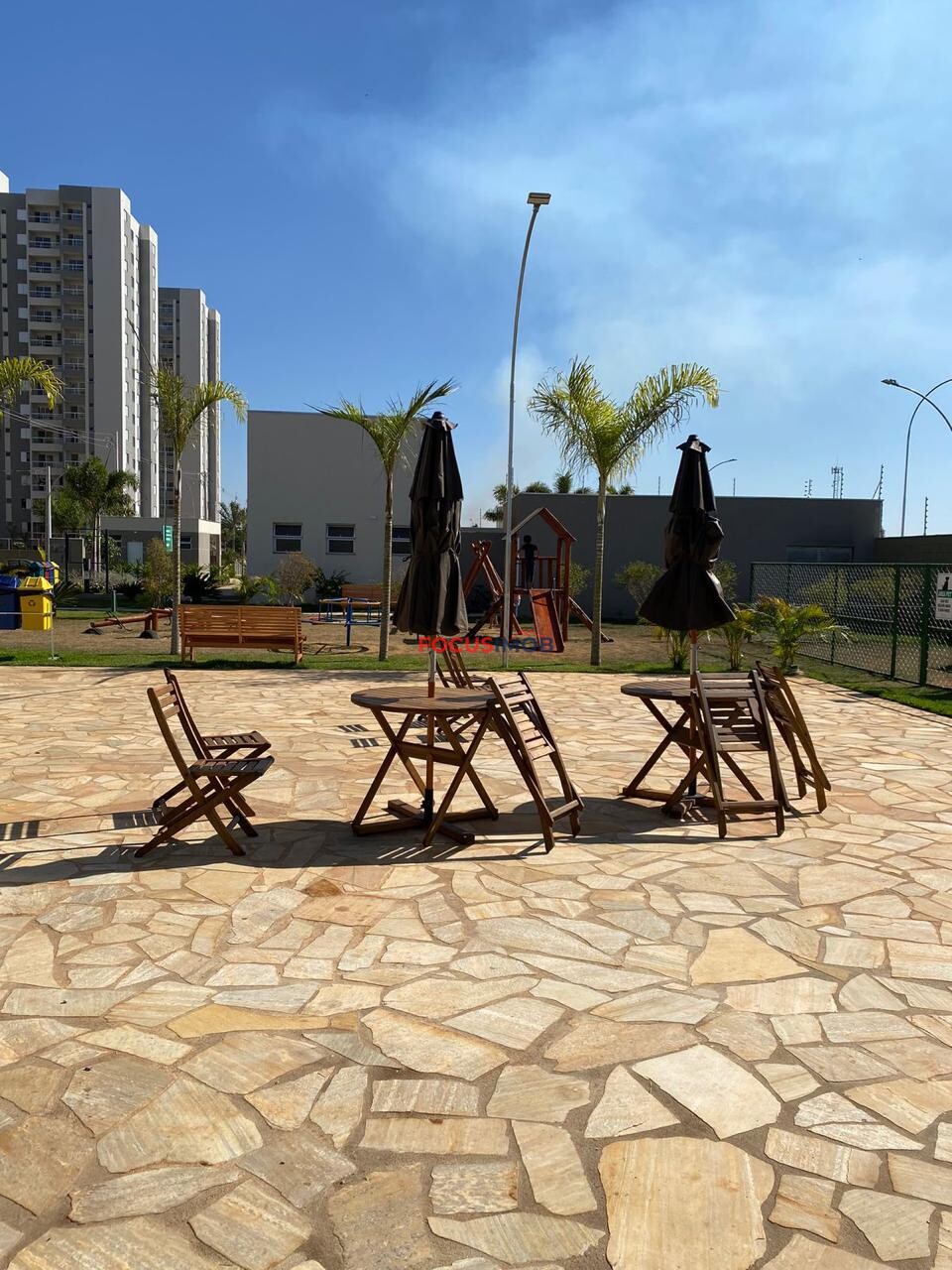 APARTAMENTO CONDOMÍNIO PORTAL DAS ROSAS