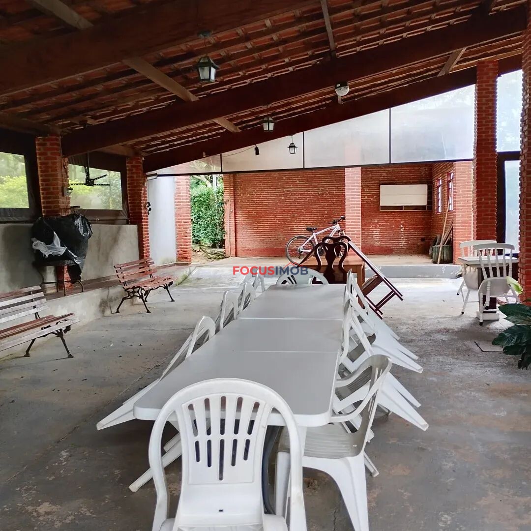 Sítio em Monte Alegre