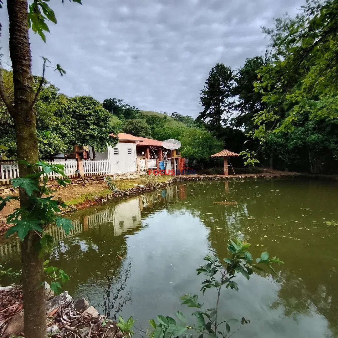 Sítio em Monte Alegre