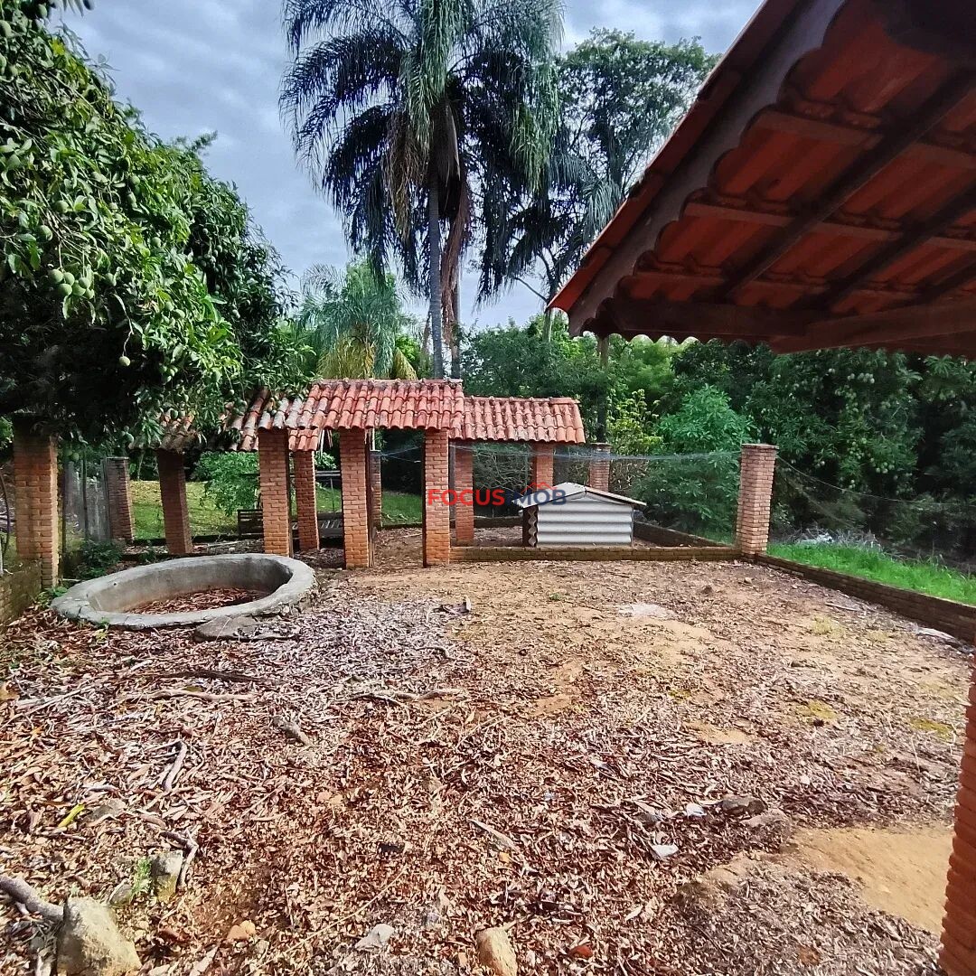 Sítio em Monte Alegre