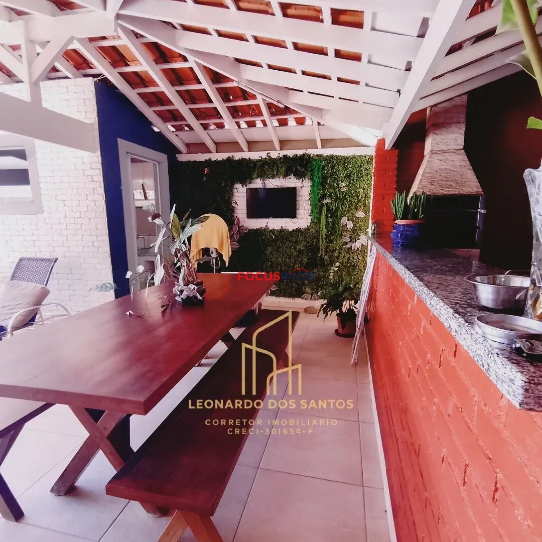 Casa a venda em Amparo