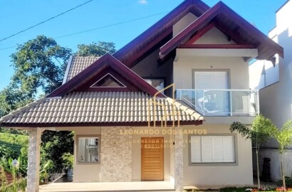 Casa nova em Águas de Lindóia