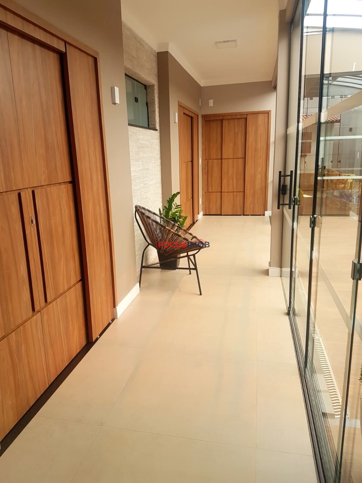 Casa a Venda Águas de Lindóia