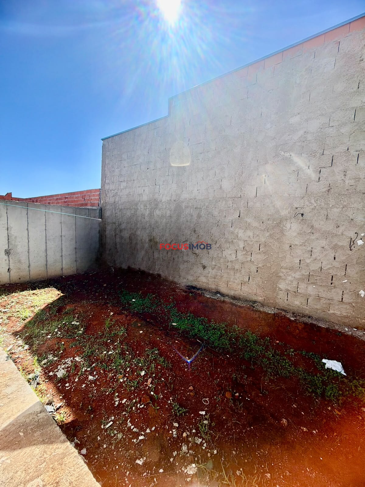 CASA DISPONÍVEL NO SAKAIDA - MOGI GUAÇU