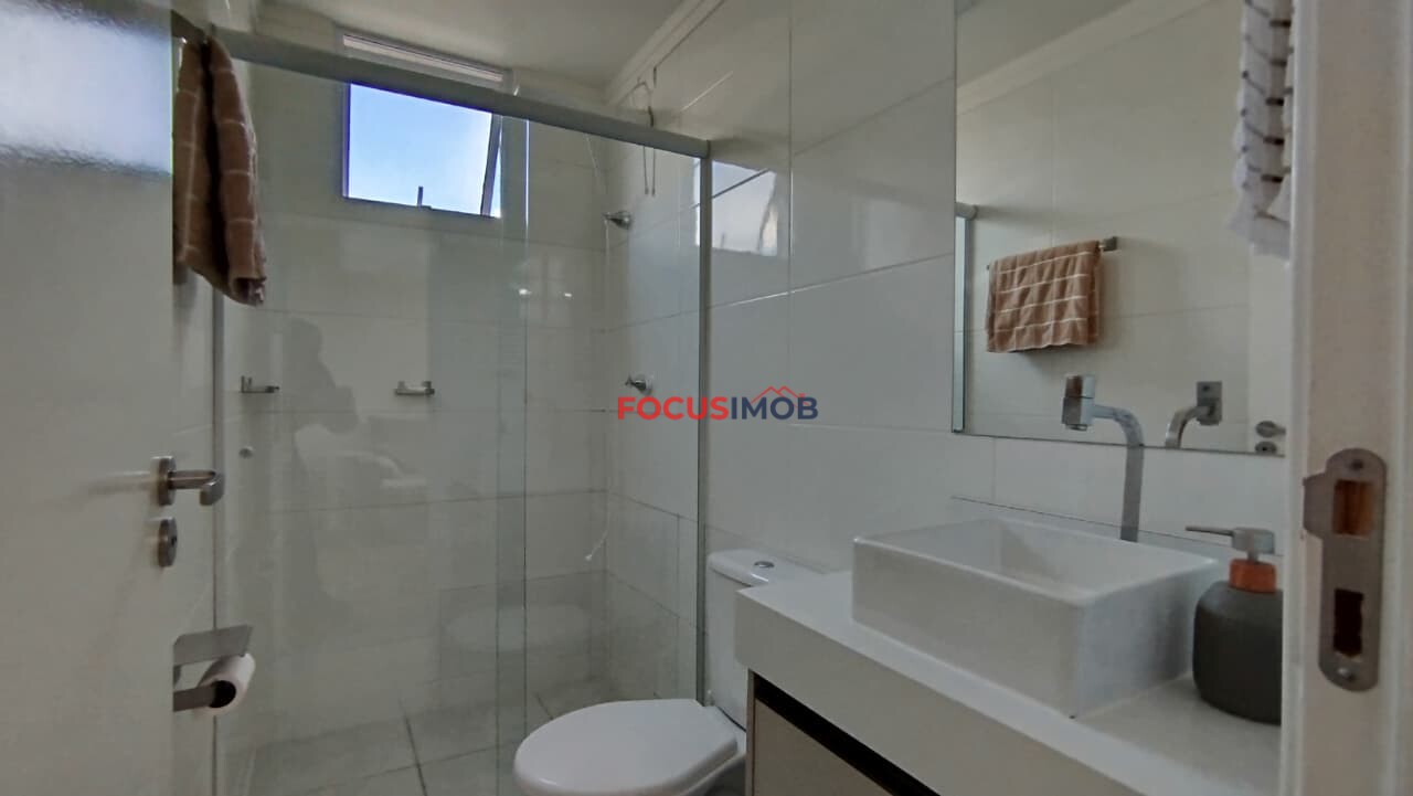 Apto Borboletas com quase todos os móveis inclusos