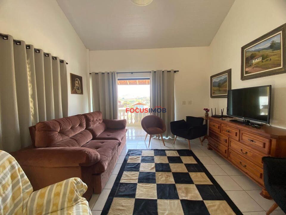 Casa a Venda Águas de Lindóia