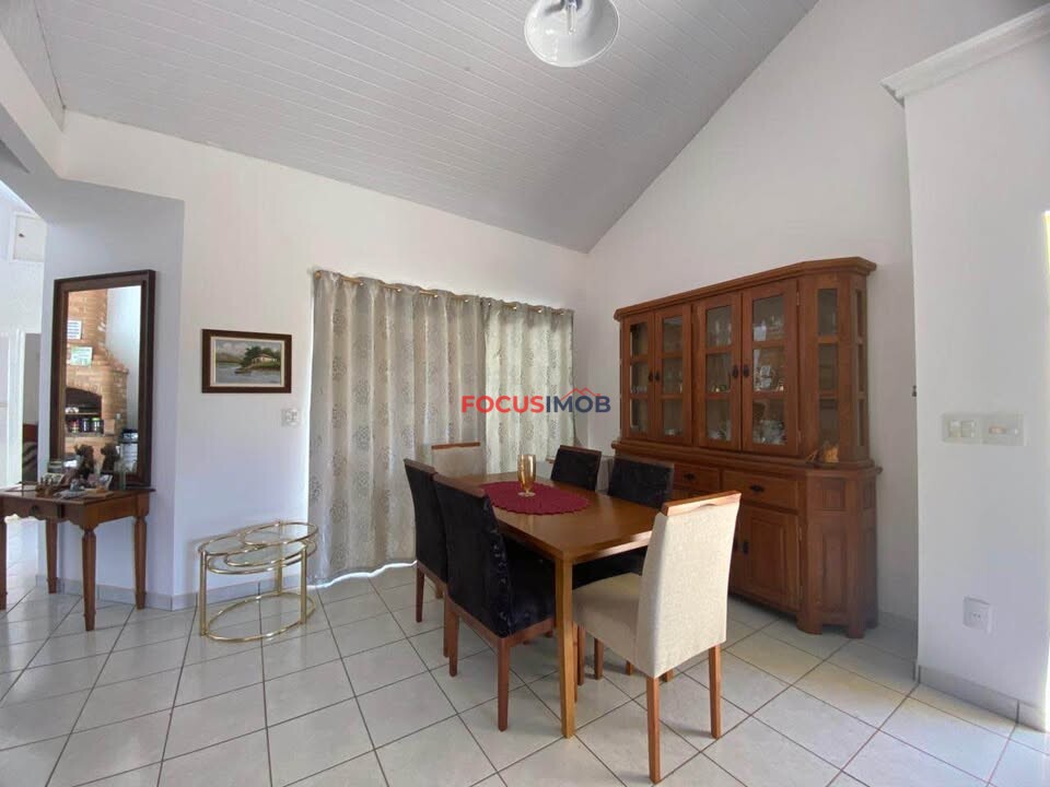 Casa a Venda Águas de Lindóia