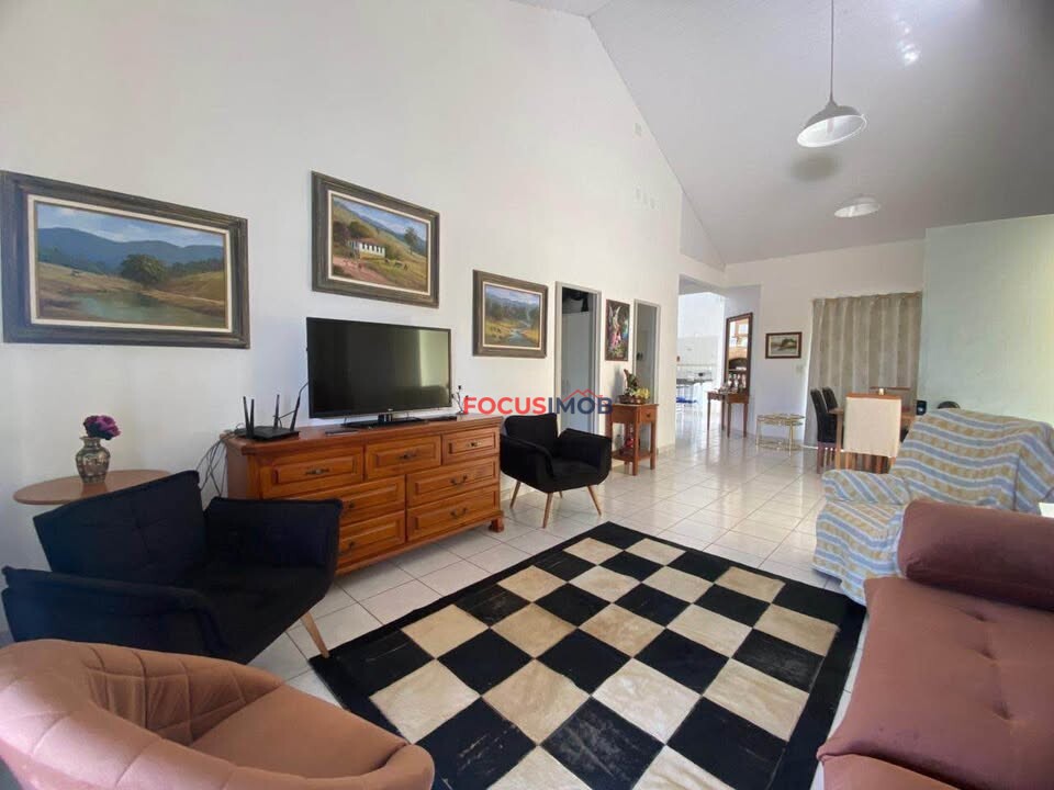 Casa a Venda Águas de Lindóia