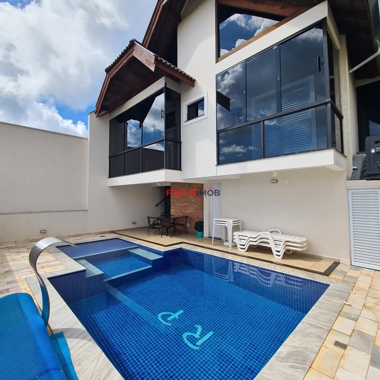 Casa Alto Padrão Maria Andrade