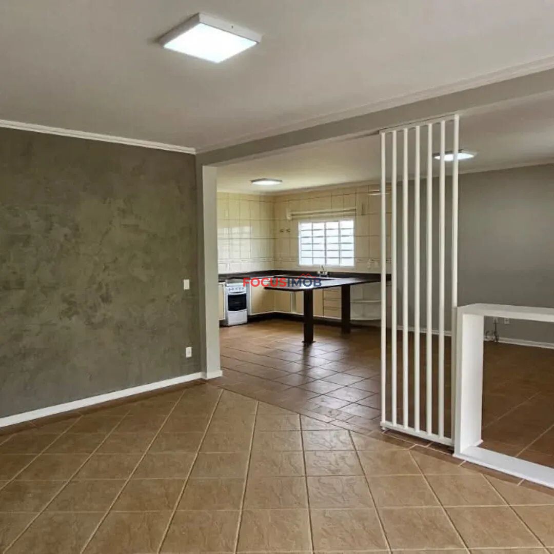 Casa a Venda Águas de Lindóia