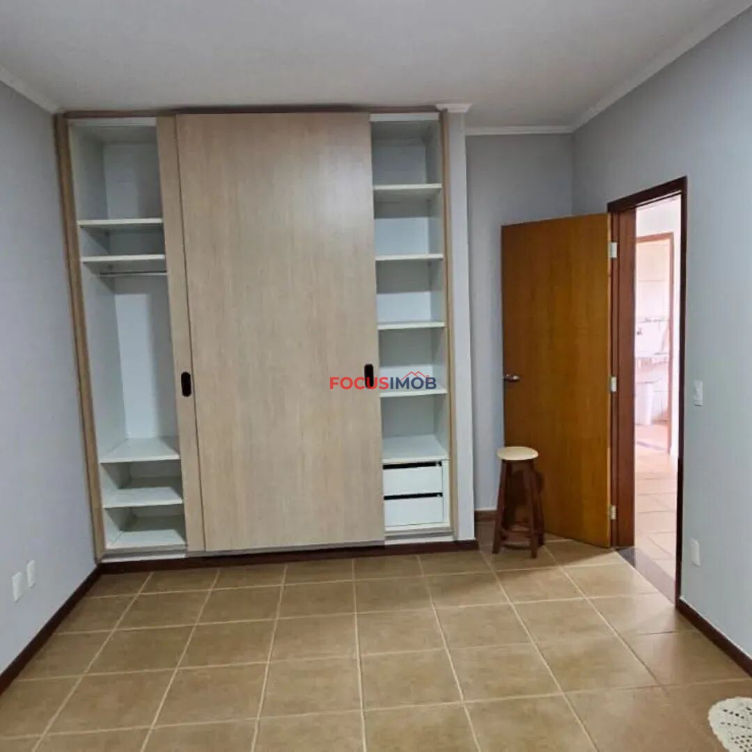 Casa a Venda Águas de Lindóia