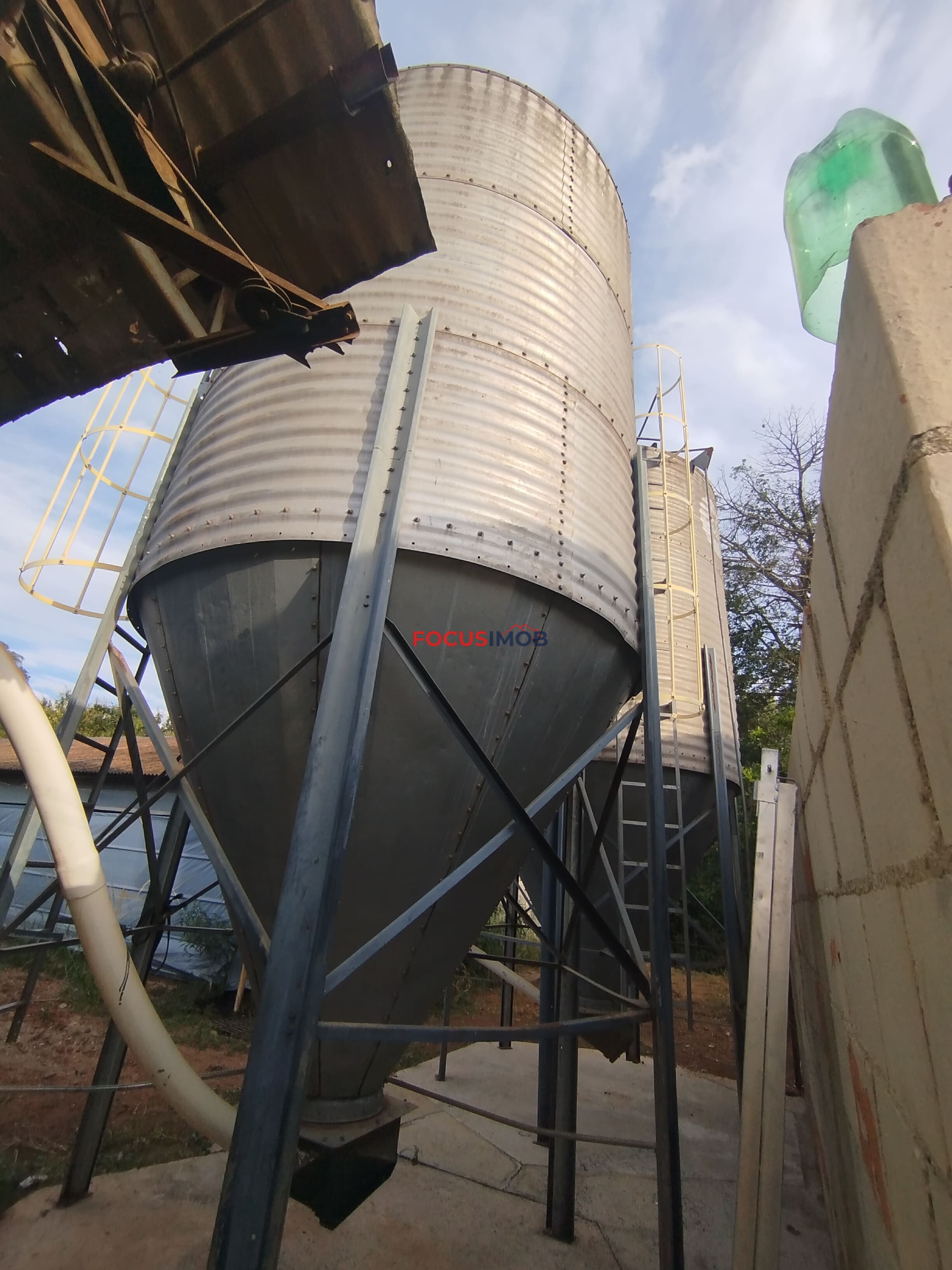 🏡 Granja Produtiva e Automatizada à Venda – Excelente Oportunidade de Investimento!