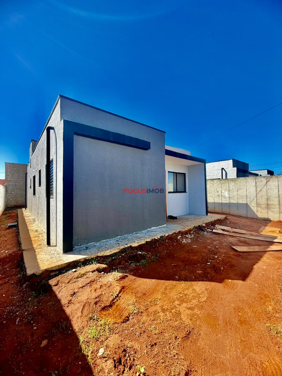 CASA DISPONÍVEL NO SAKAIDA - MOGI GUAÇU