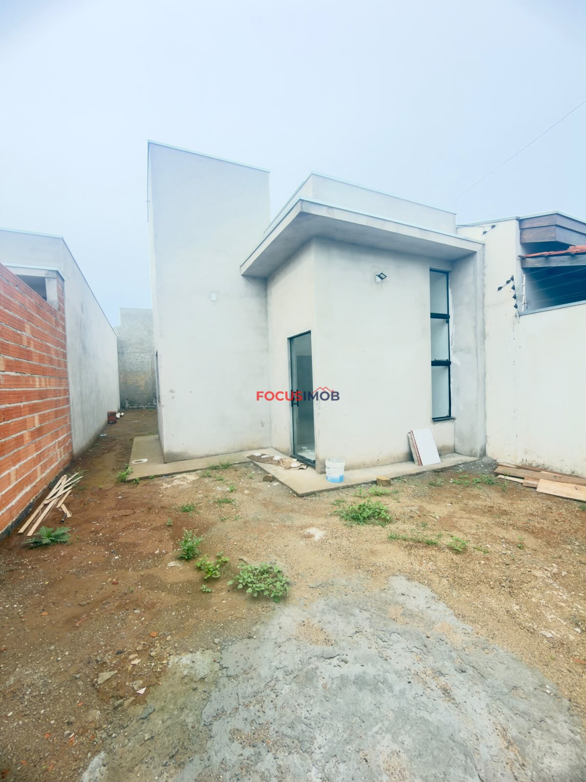 CASA A VENDA NO JARDIM SANTA CRUZ (NOVA) - MOGI GUAÇU