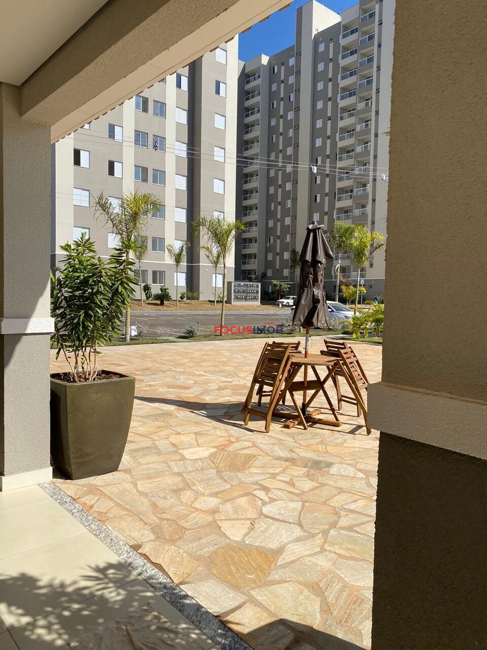 APARTAMENTO CONDOMÍNIO PORTAL DAS ROSAS