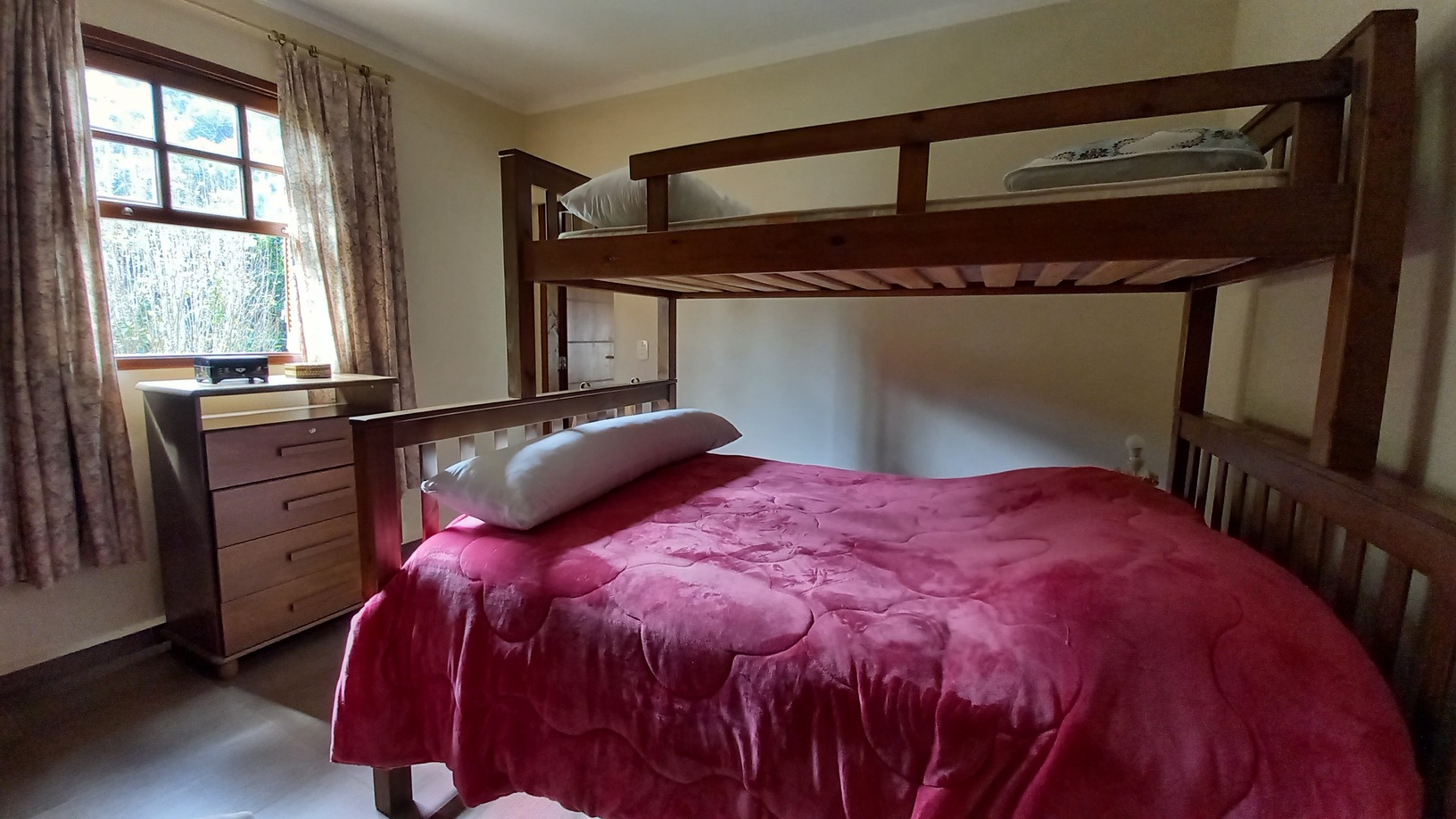 Encantadora Chácara no Coração de Águas de Lindóia!