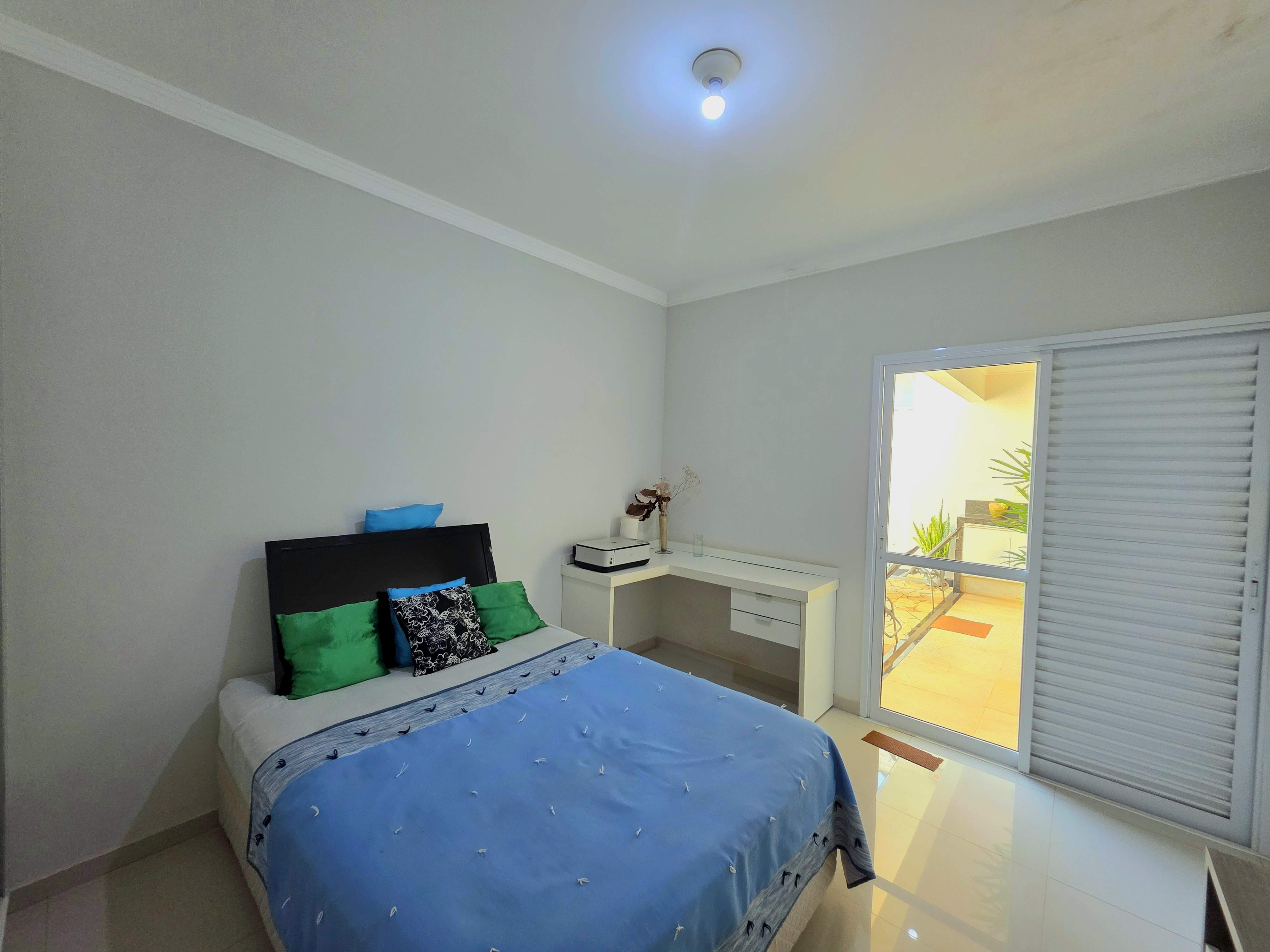 Vendo Linda Casa na cidade de Araras - Bairro Piratininga