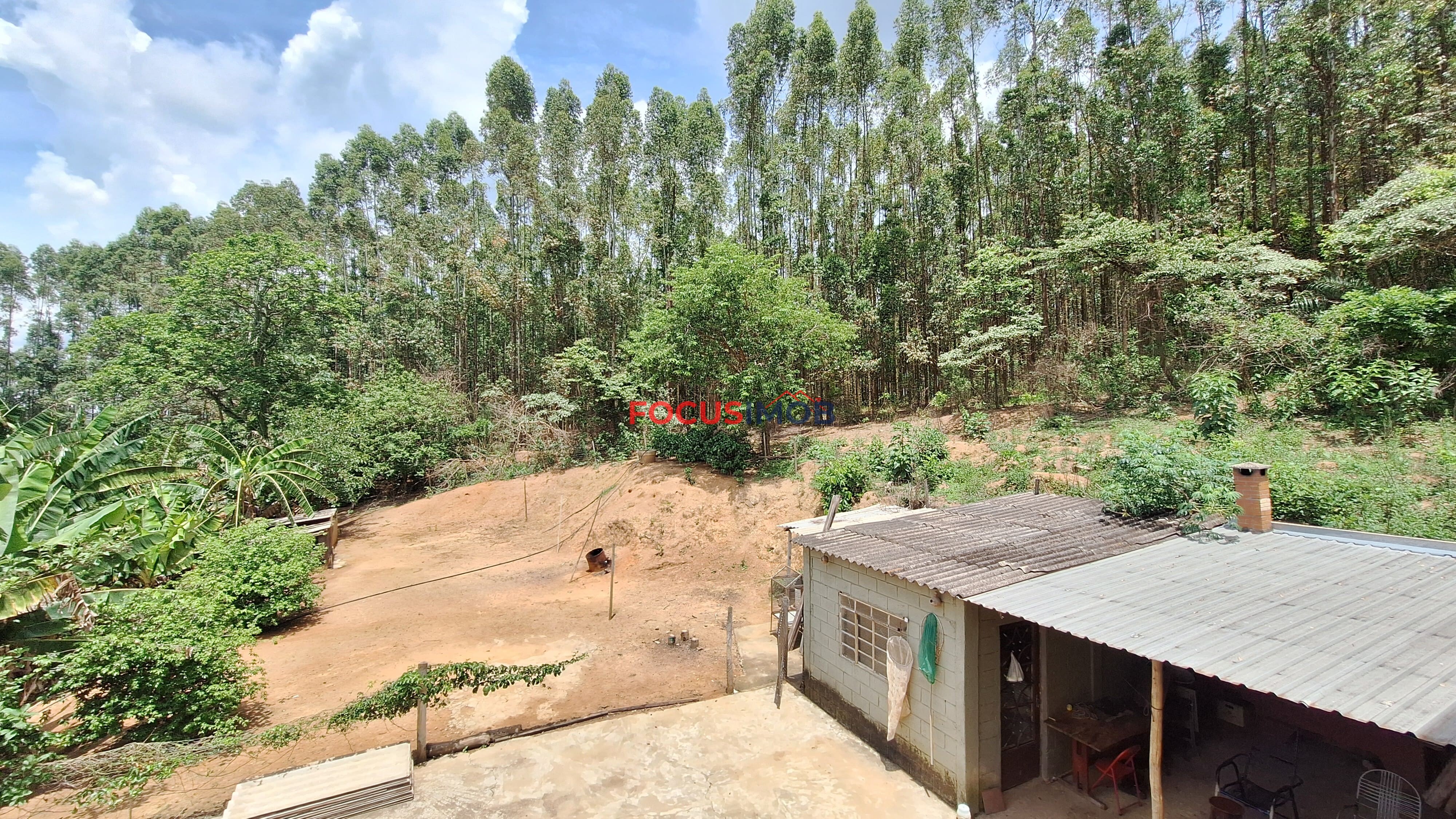 Excelente Oportunidade – Propriedade Rural com Grande Potencial Comercial e de Lazer