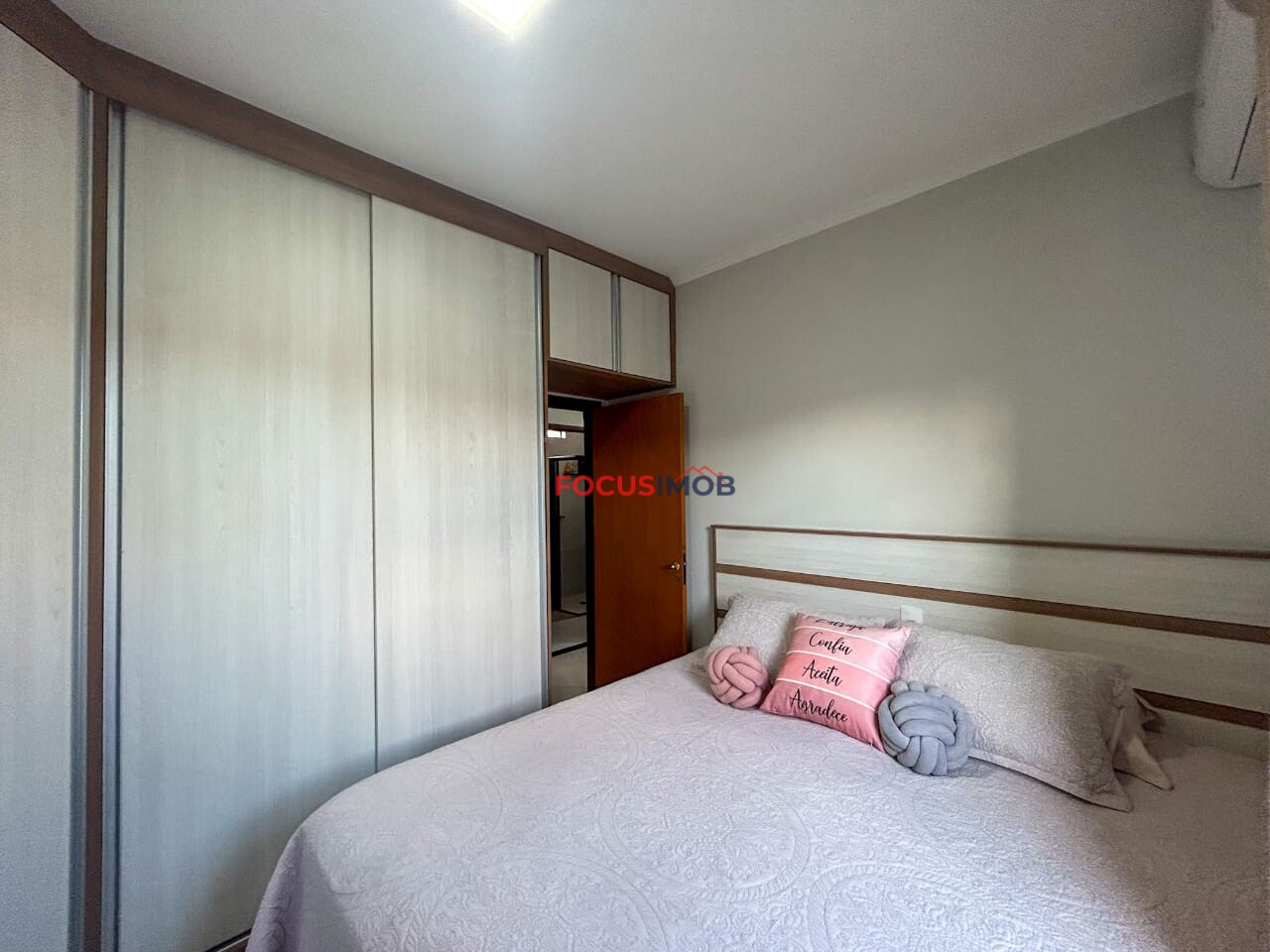 CASA DISPONÍVEL NO JARDIM ITACOLOMY