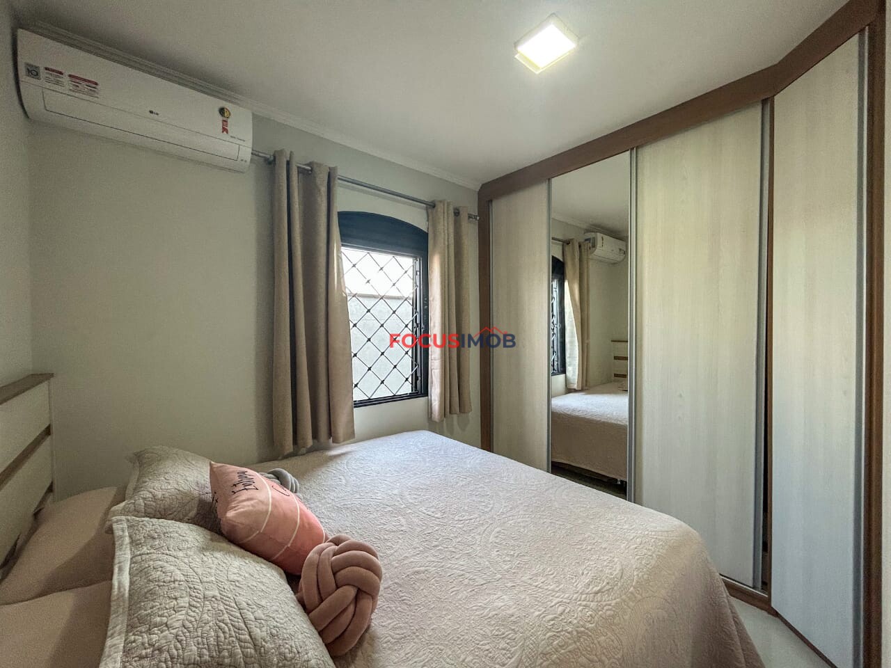 CASA DISPONÍVEL NO JARDIM ITACOLOMY