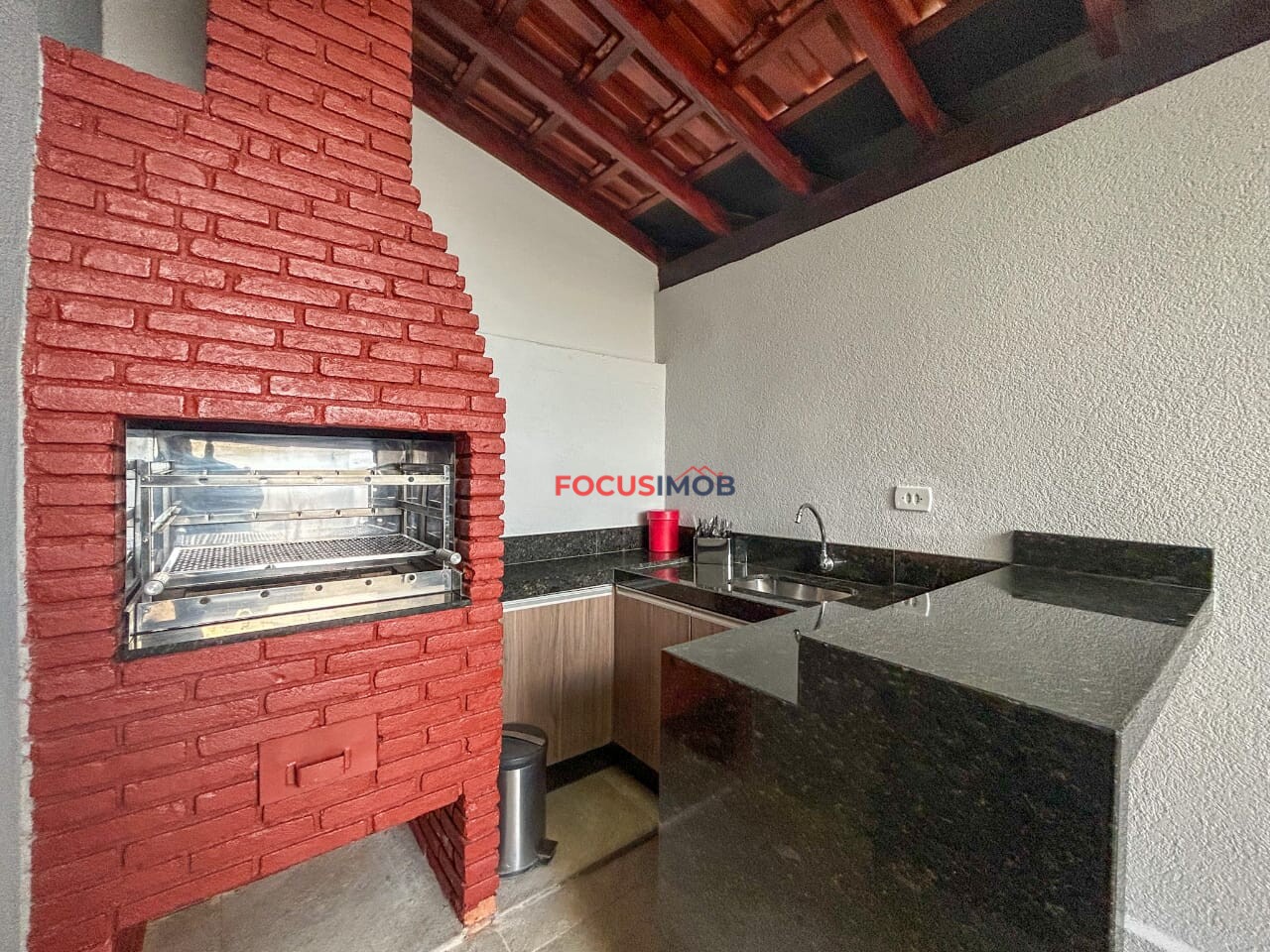 CASA DISPONÍVEL NO JARDIM ITACOLOMY