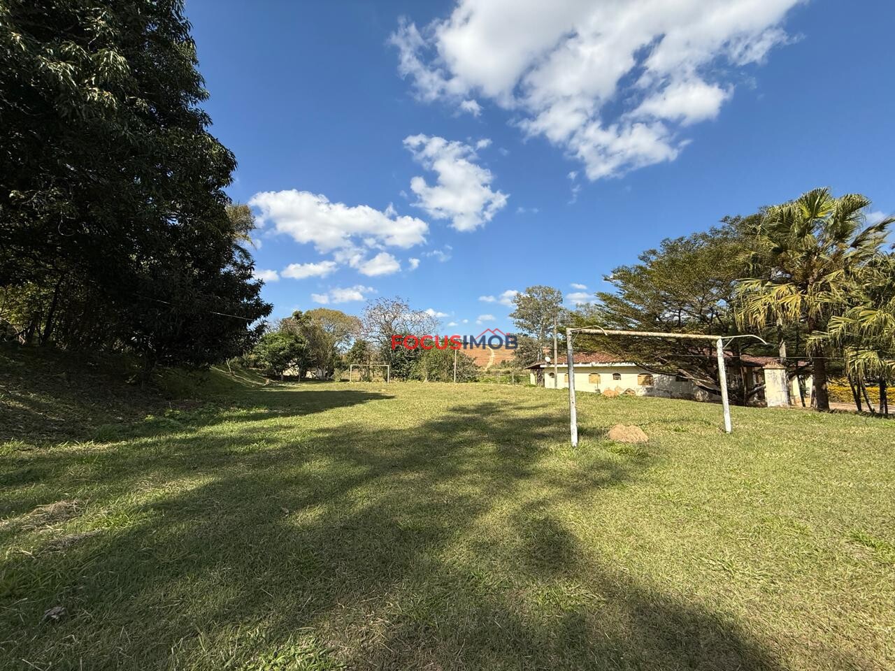 Oportunidade!!! Pesqueiro em pleno funcionamento com possibilidade para rede hoteleira