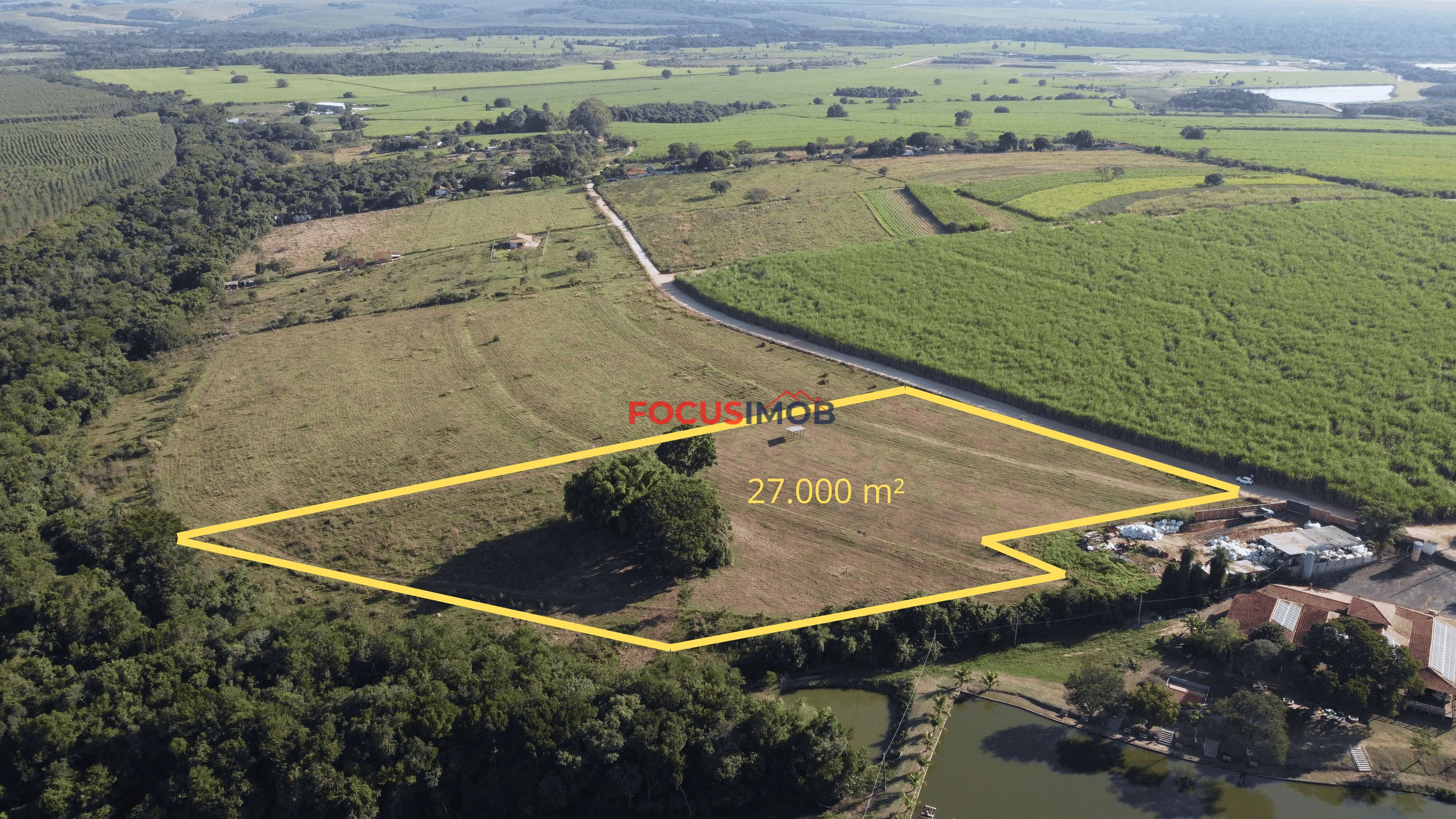 Área de 27.000 m² à Venda com Fácil Acesso e Excelente Localização
