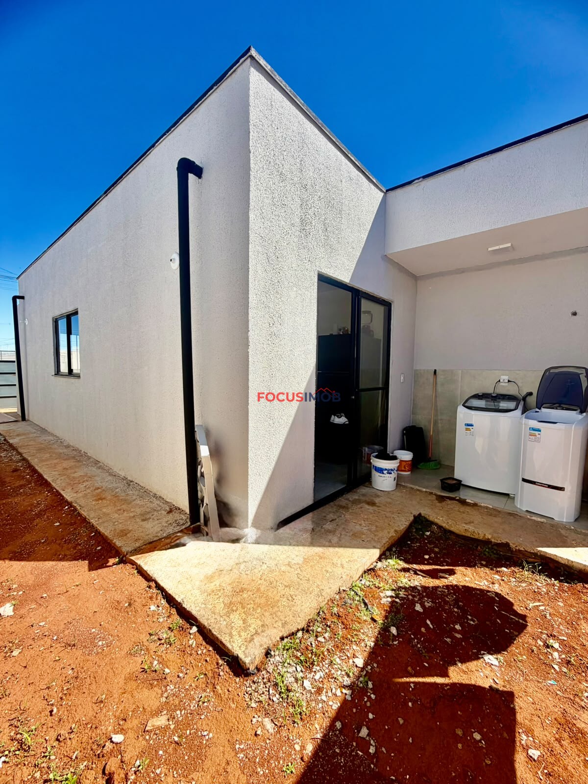 CASA DISPONÍVEL NO SAKAIDA - MOGI GUAÇU