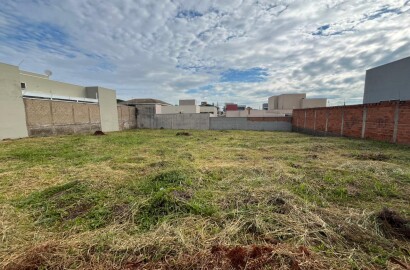 VENDO TERRENOS – ÓTIMA OPORTUNIDADE! - MOGI MIRIM - 185 mil cada um.